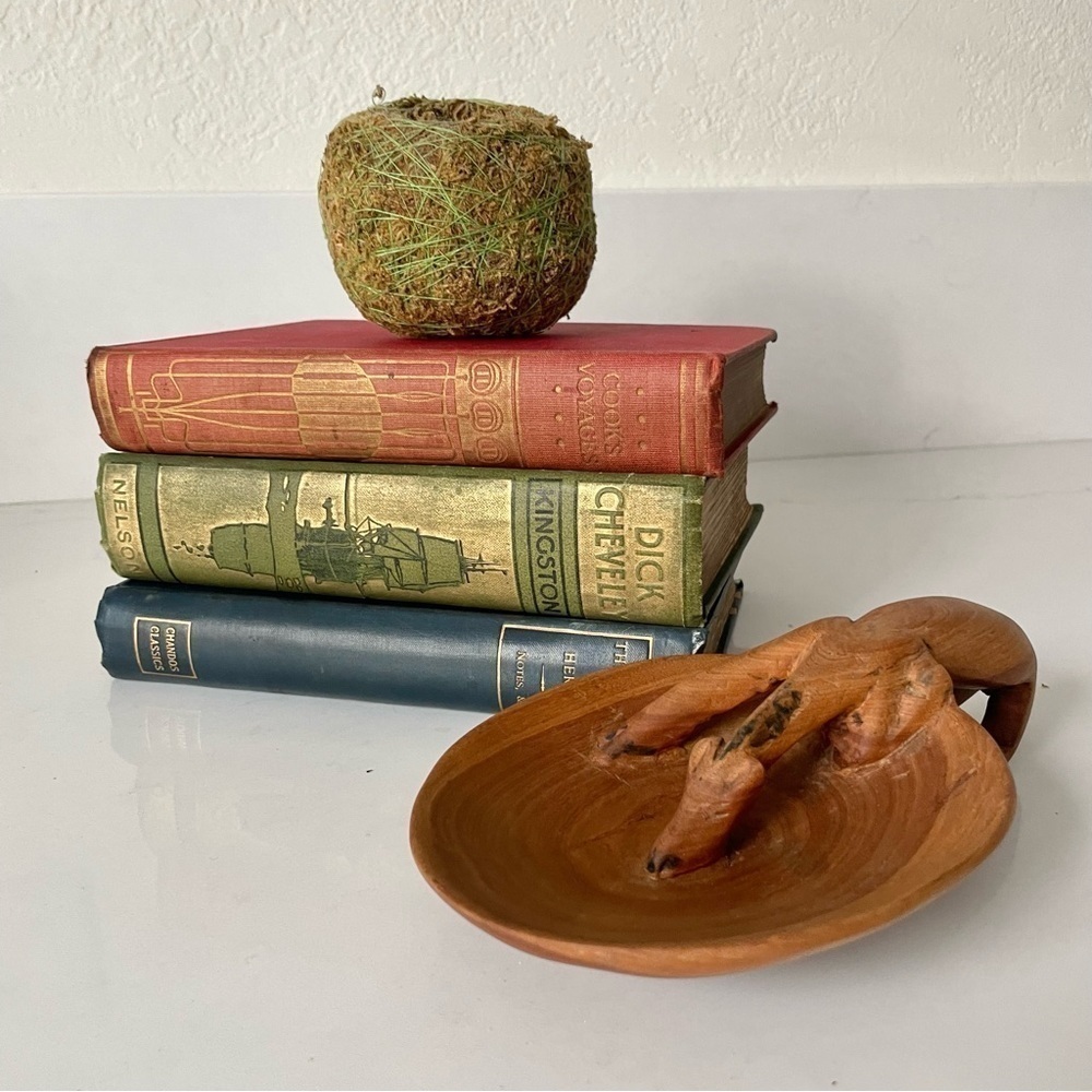 Hand-Carved Wooden “Drinking Giraffe” Dish Vintage